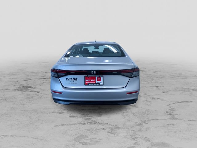 Used 2023 Honda Accord EX image 8