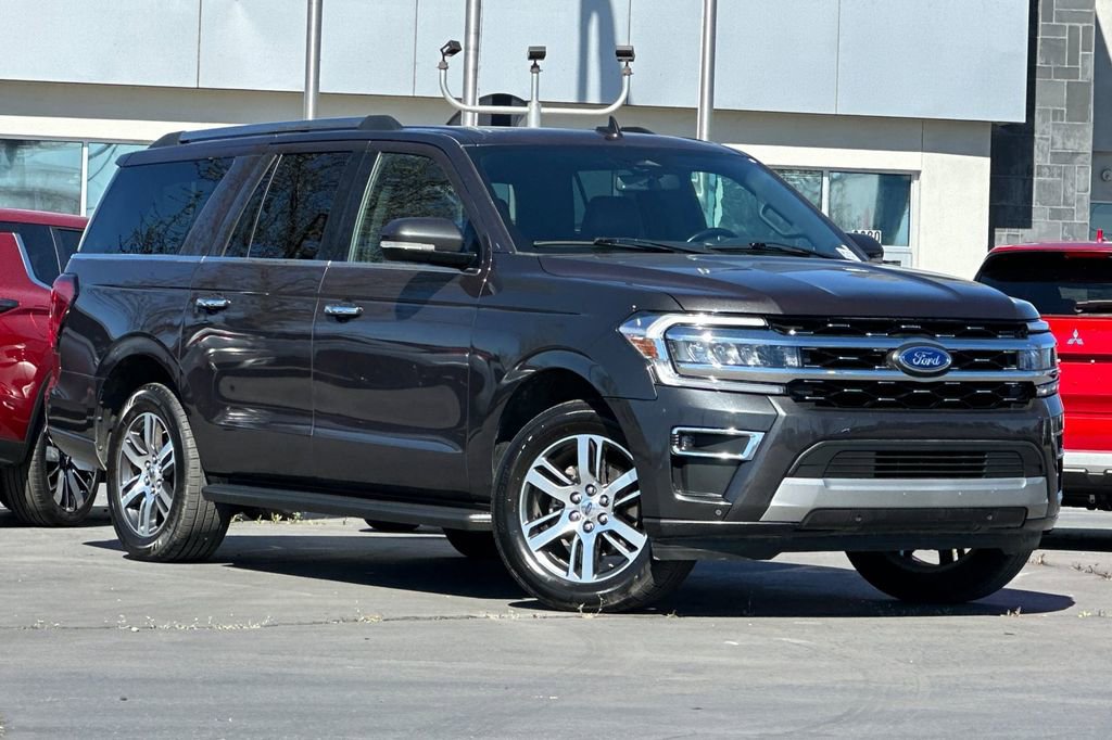 Used 2024 Ford Expedition Max Limited AWD/4WD image 2