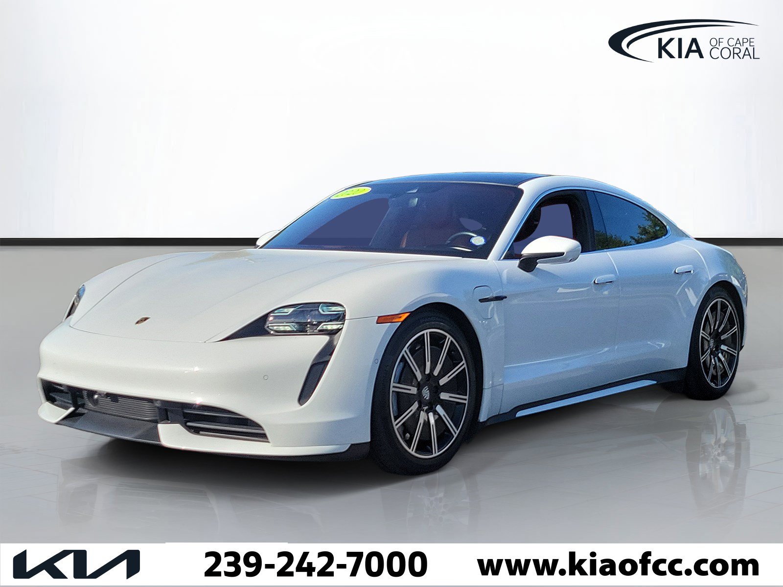 Used 2020 Porsche Taycan Turbo AWD/4WD image 3