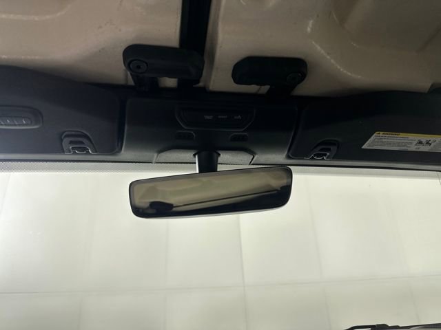 Used 2023 Jeep Wrangler Unlimited Sahara image 23