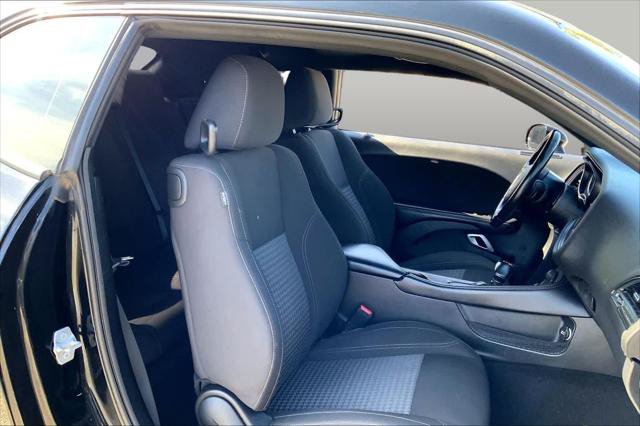 Certified 2023 Dodge Challenger SXT RWD image 8