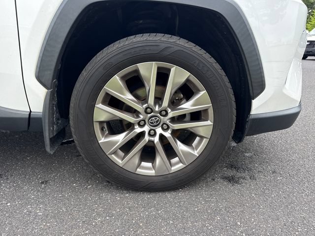 Used 2020 Toyota RAV4 XLE Premium AWD/4WD image 11