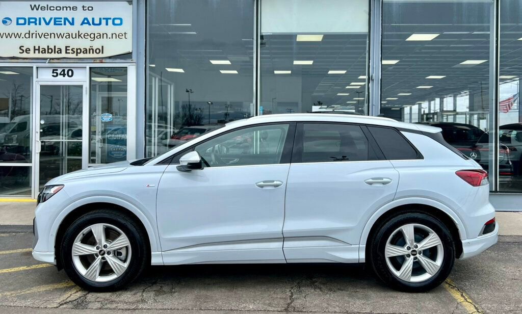 Used 2024 Audi Q4 e-tron Premium Plus w/ Premium Plus image 35
