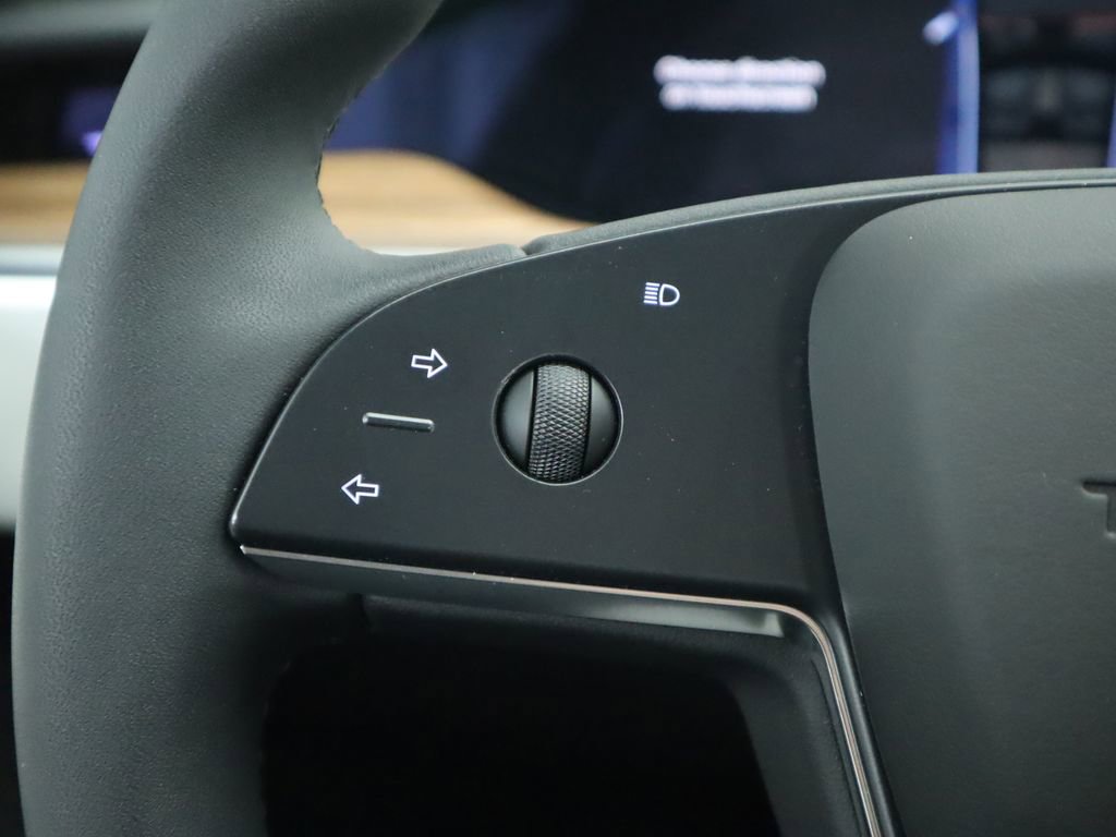 Used 2026 Tesla Model S image 11