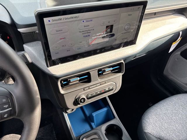 New 2026 Ford Maverick XLT AWD/4WD image 18