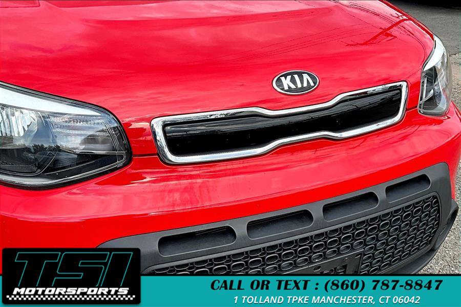 Used 2015 Kia Soul + image 28