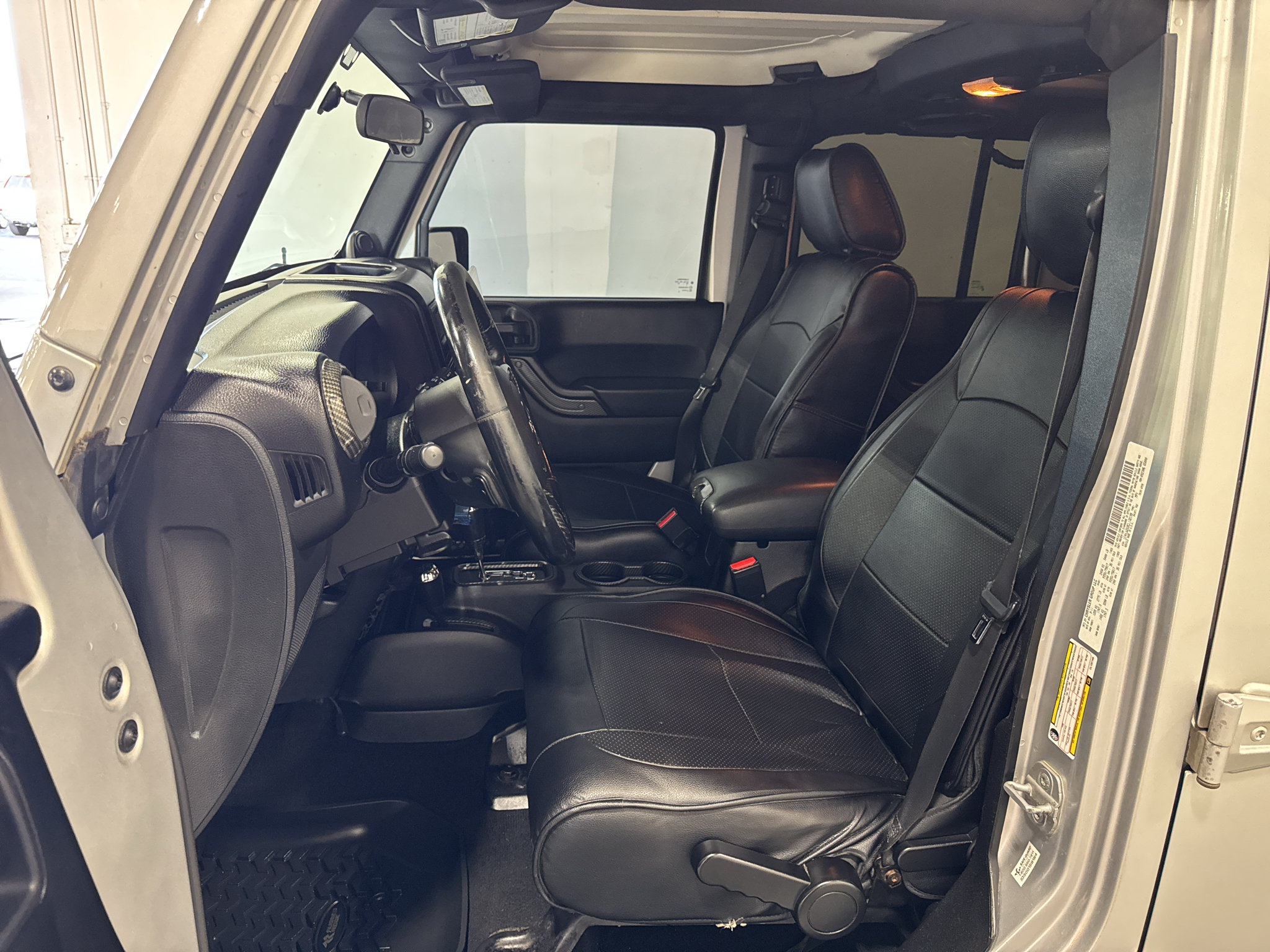Used 2012 Jeep Wrangler Unlimited Sport AWD/4WD image 38