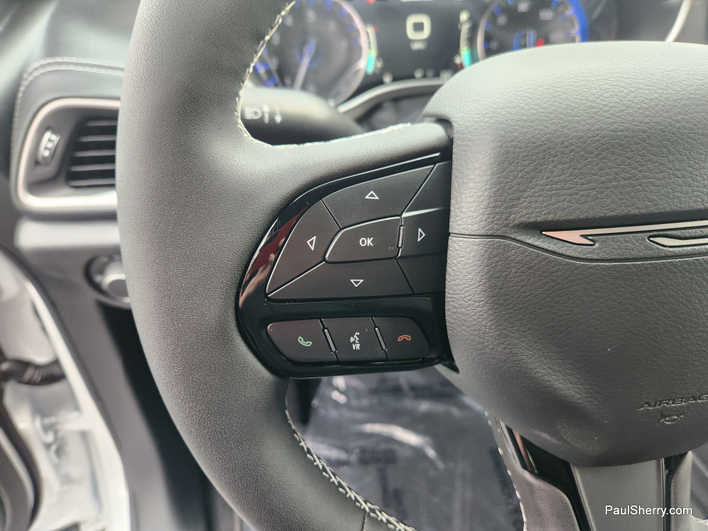 New 2027 Chrysler Pacifica Limited FWD image 28