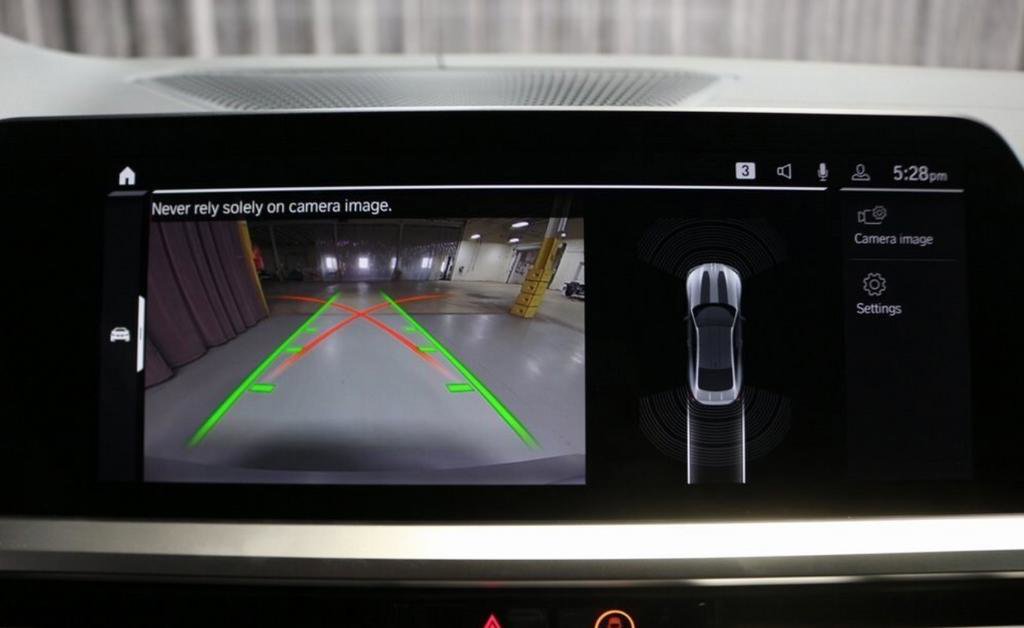 Used 2023 BMW M4 CSL image 14