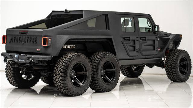 Used 2025 Jeep Gladiator Sport image 10