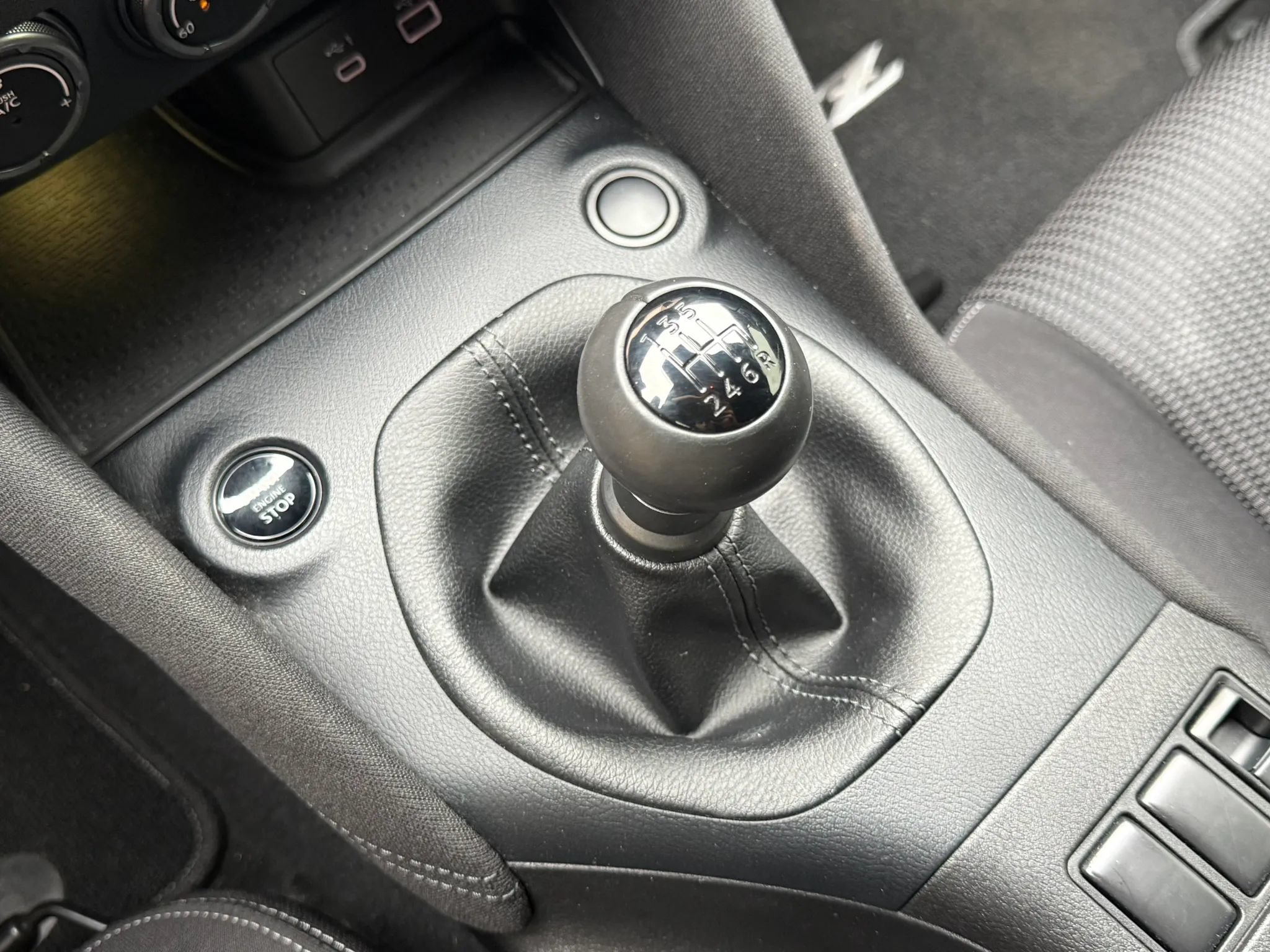 Used 2024 Nissan Z Sport w/ Floor Mat Package RWD image 19