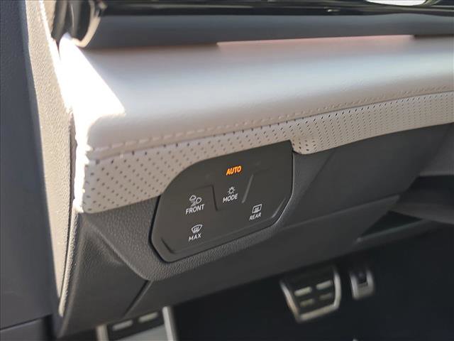 New 2026 Volkswagen Atlas Peak Edition image 11