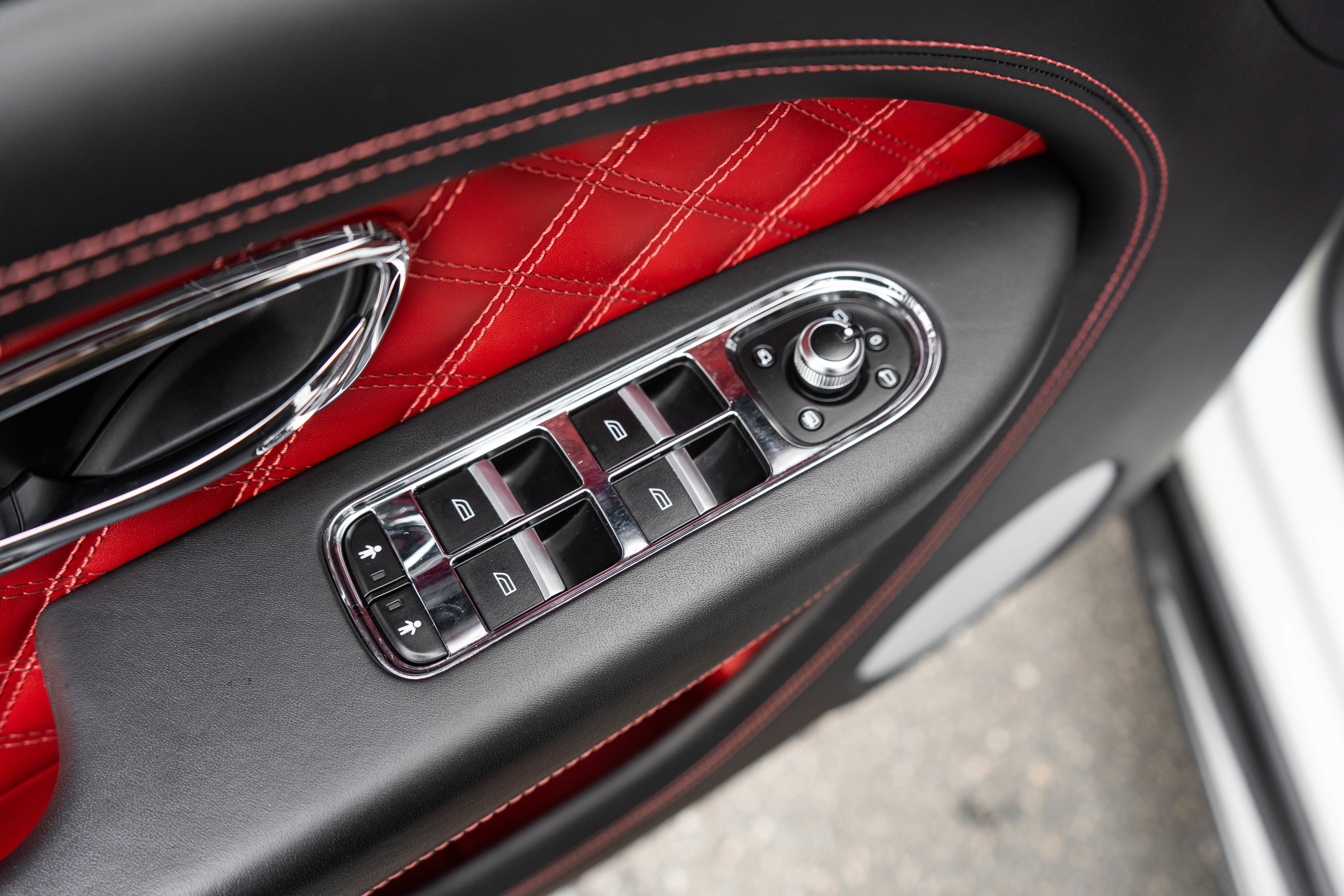 Used 2021 Bentley Bentayga Speed image 11