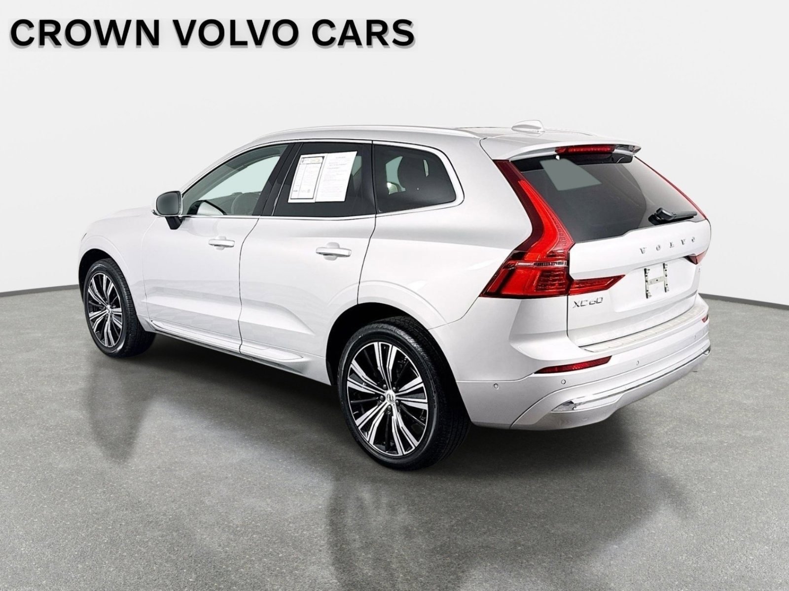 Used 2023 Volvo XC60 B5 Plus w/ Protection Package Premier AWD/4WD image 7