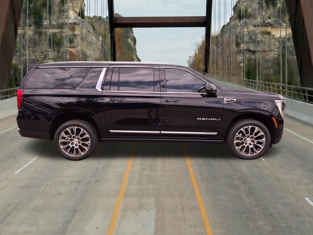New 2026 GMC Yukon XL Denali w/ Sun & Power Step Package AWD/4WD image 17