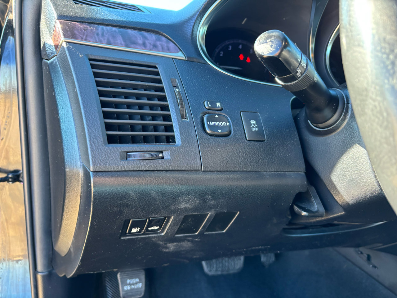 Used 2012 Toyota Avalon image 12