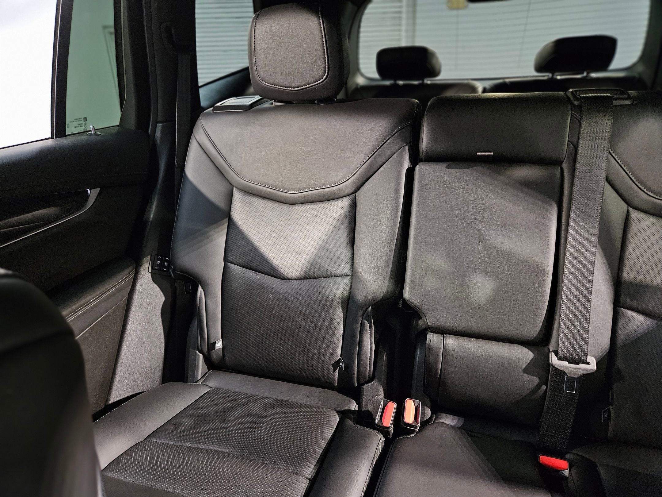 Used 2024 Cadillac XT6 Premium Luxury image 12