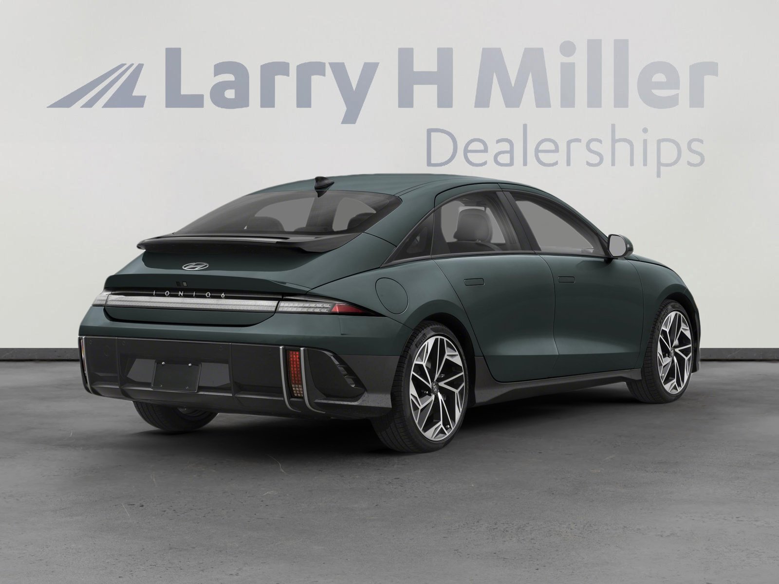 Used 2024 Hyundai Ioniq 6 SEL image 2