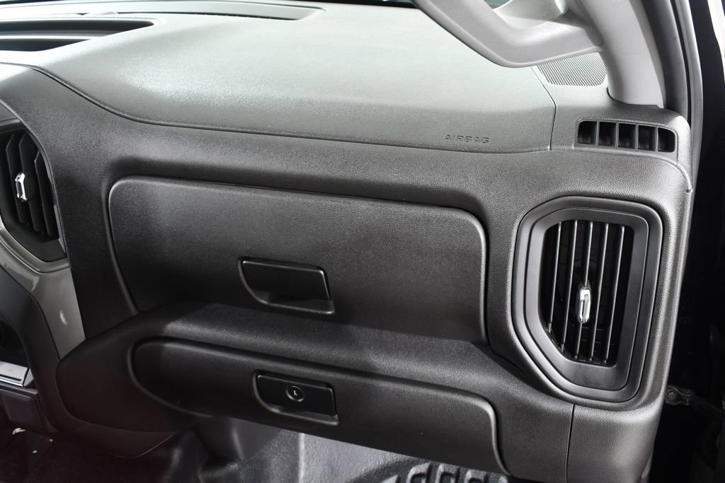 Used 2025 Chevrolet Silverado 3500 W/T AWD/4WD image 9