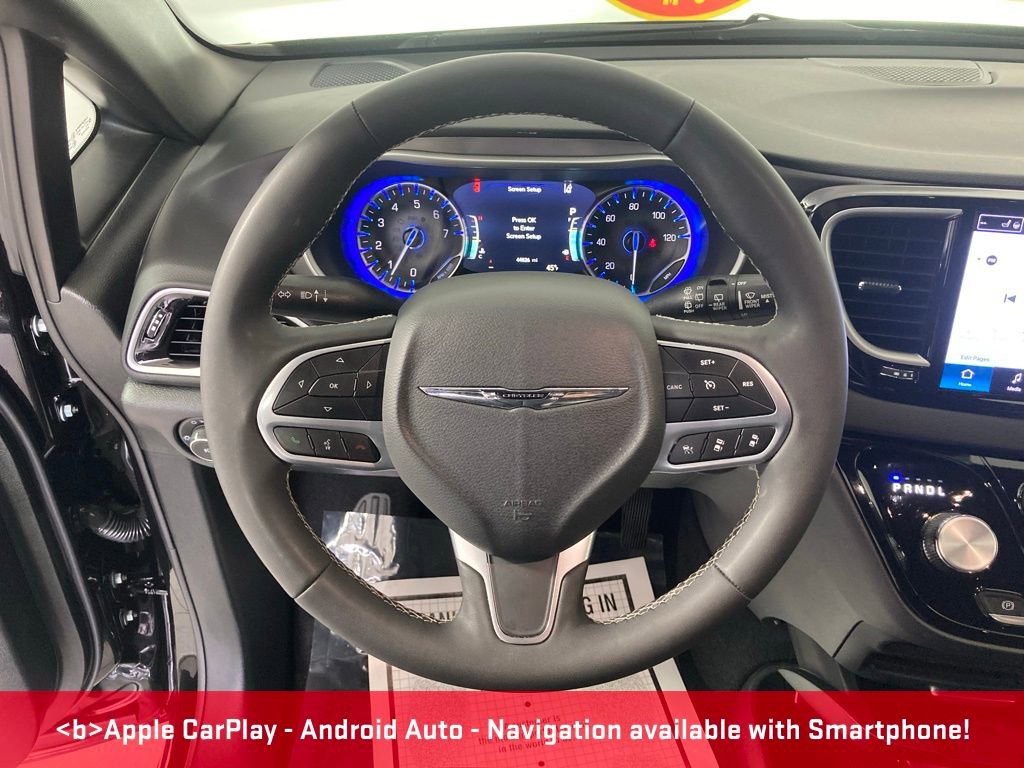 Used 2025 Chrysler Pacifica Select FWD image 8