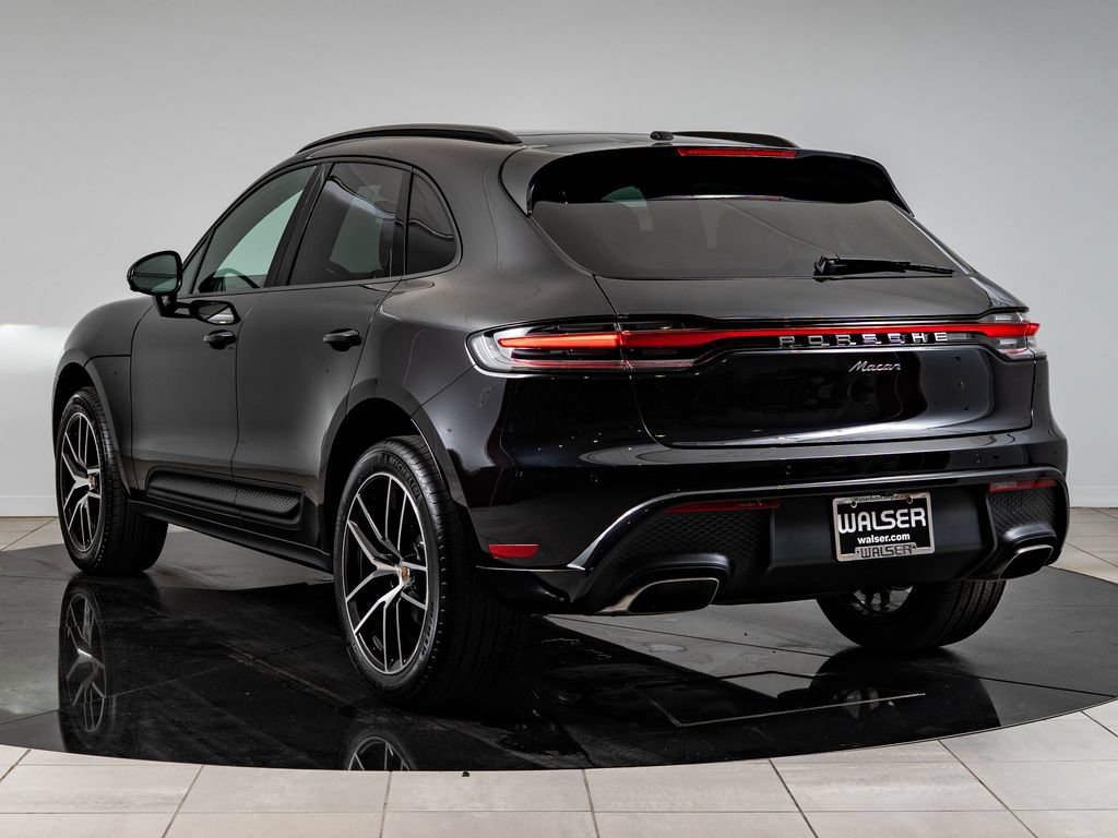 New 2026 Porsche Macan AWD/4WD image 3