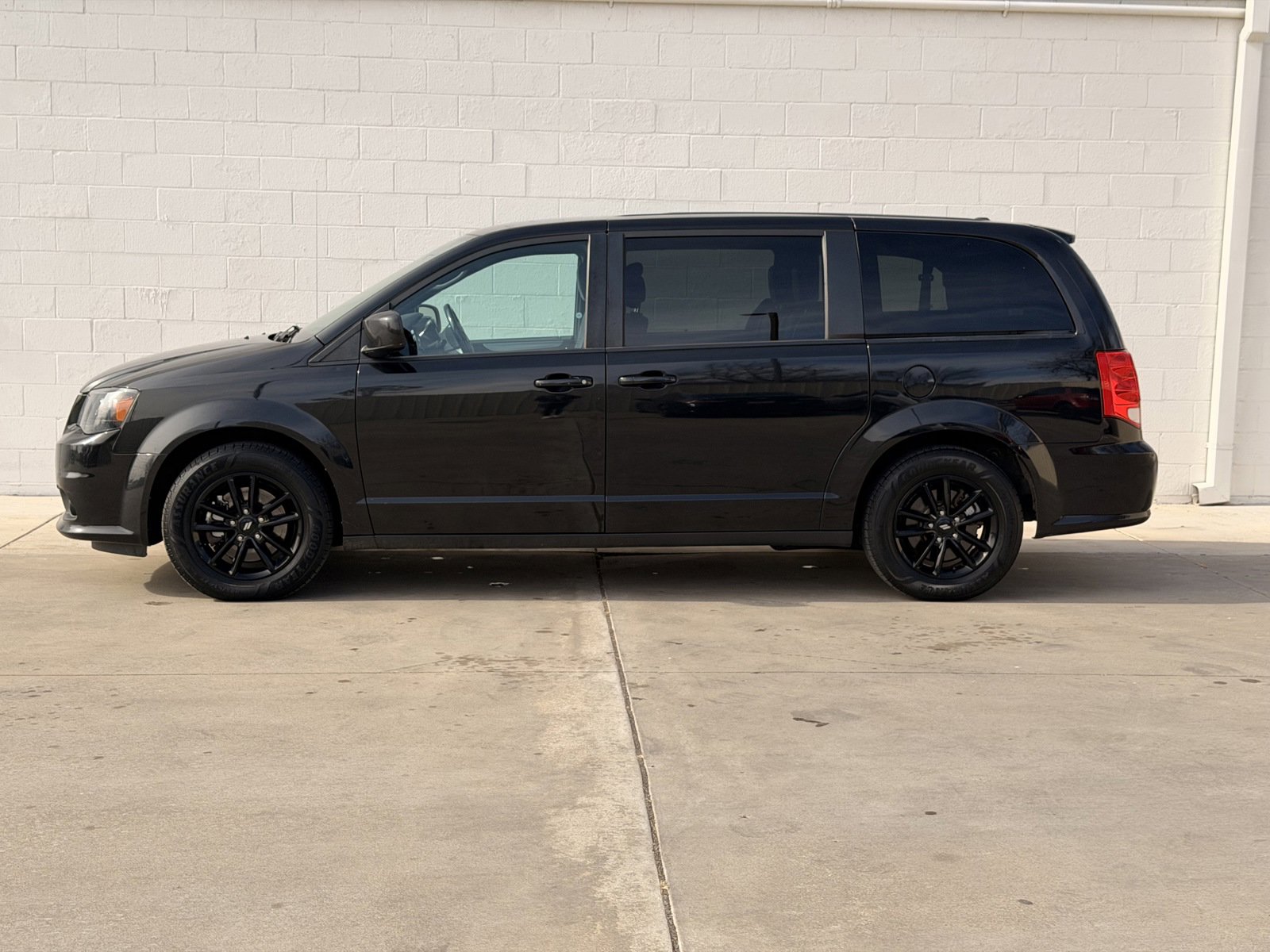 Used 2020 Dodge Grand Caravan GT image 4