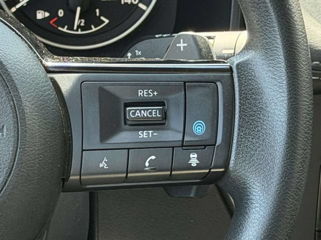 Used 2023 Nissan Rogue SV AWD/4WD image 23