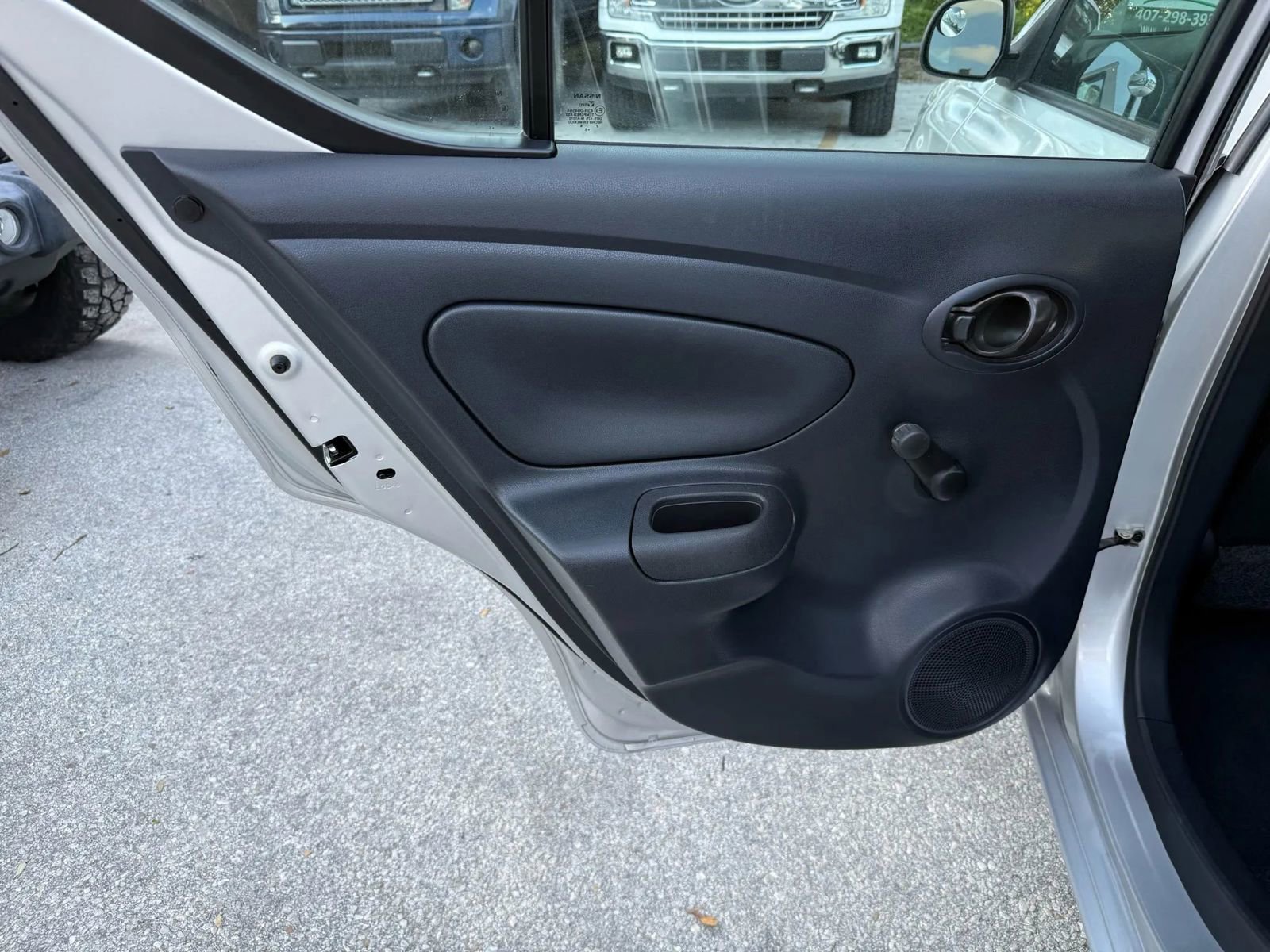 Used 2015 Nissan Versa S Plus image 16