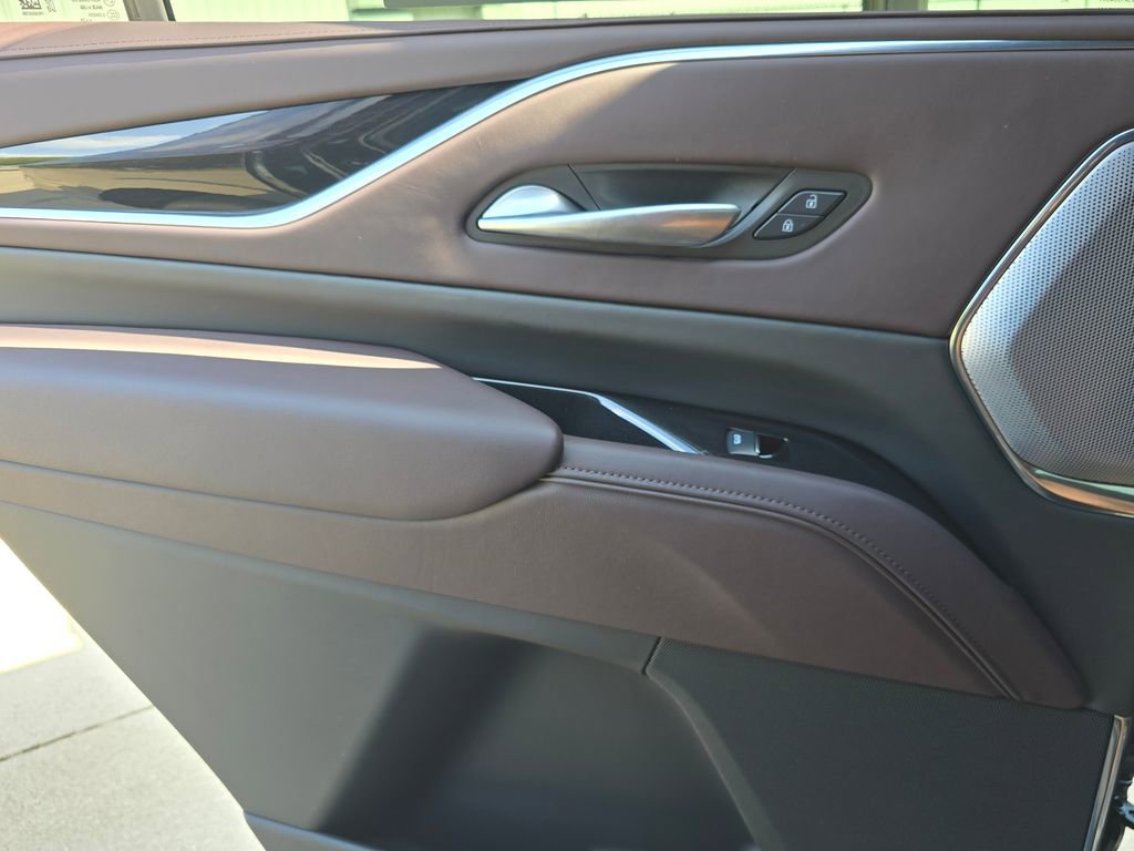 Used 2024 Cadillac Escalade Sport Platinum AWD/4WD image 19