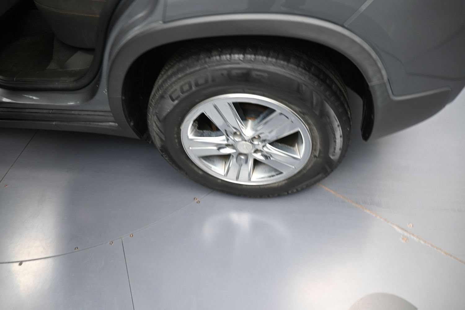 Used 2020 Chevrolet Trax LS FWD image 18