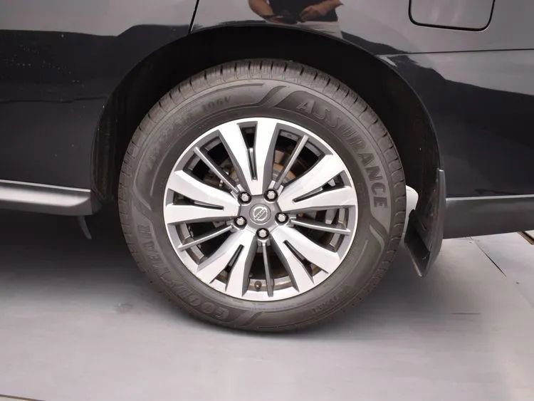 Used 2020 Nissan Pathfinder SL image 37