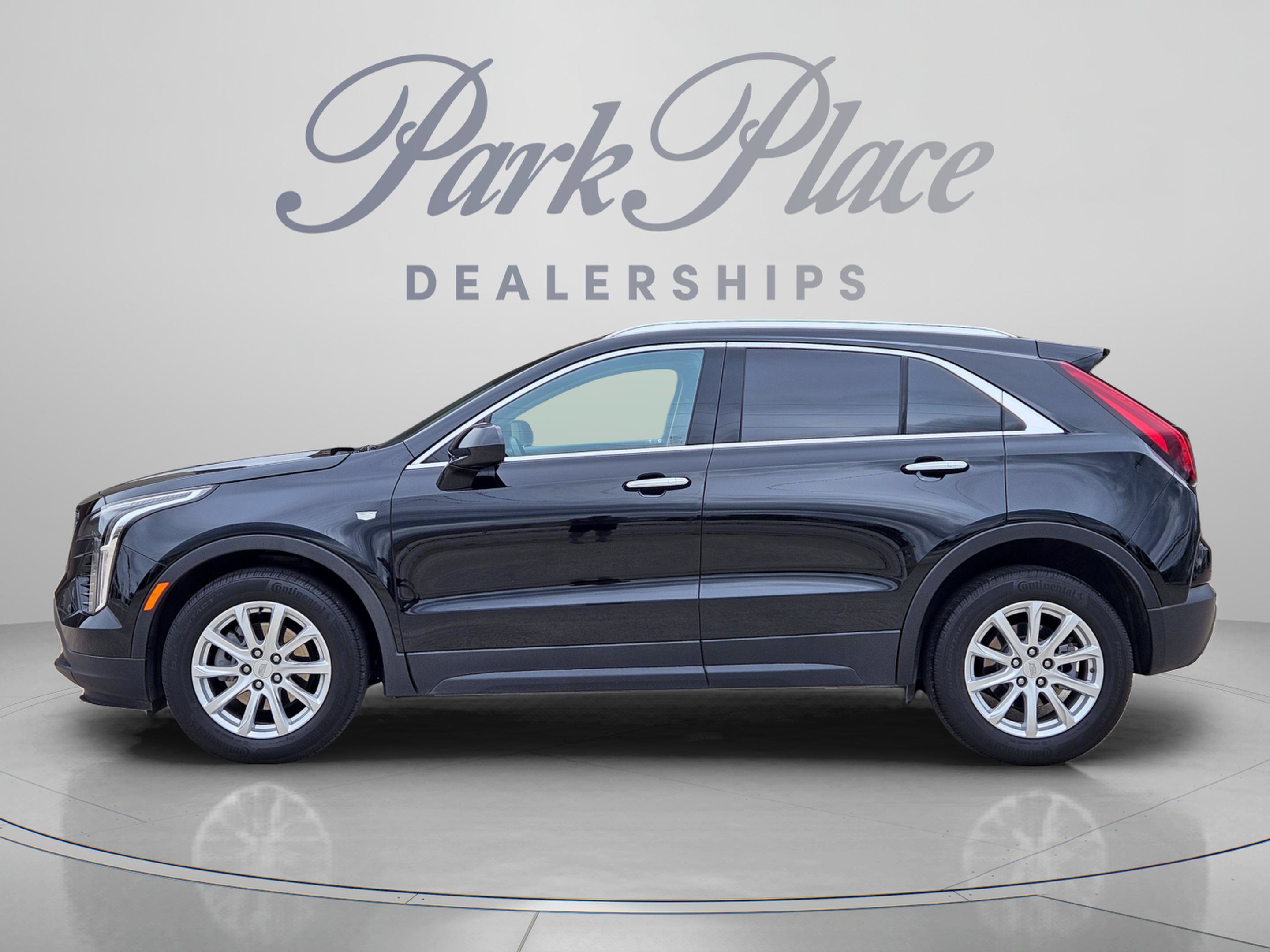 Used 2022 Cadillac XT4 Luxury w/ Cold Weather Package FWD video 2
