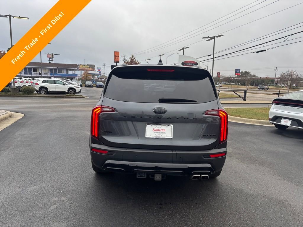 Used 2021 Kia Telluride EX w/ EX Premium Package image 4