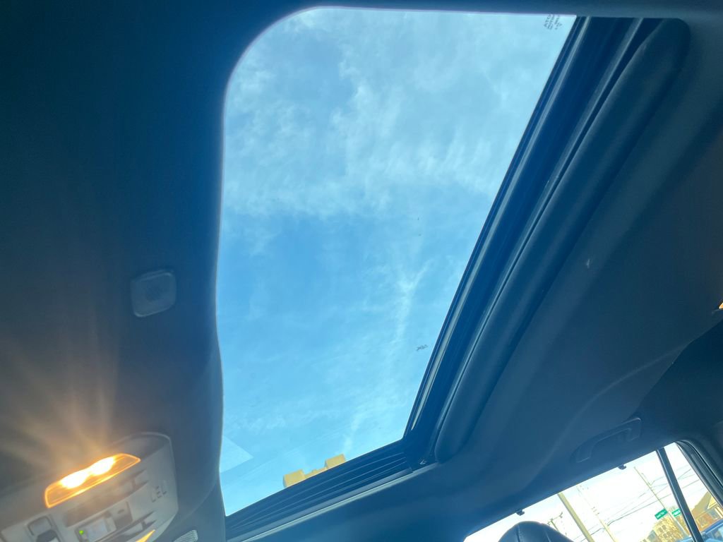 Used 2023 Toyota Highlander XSE image 27