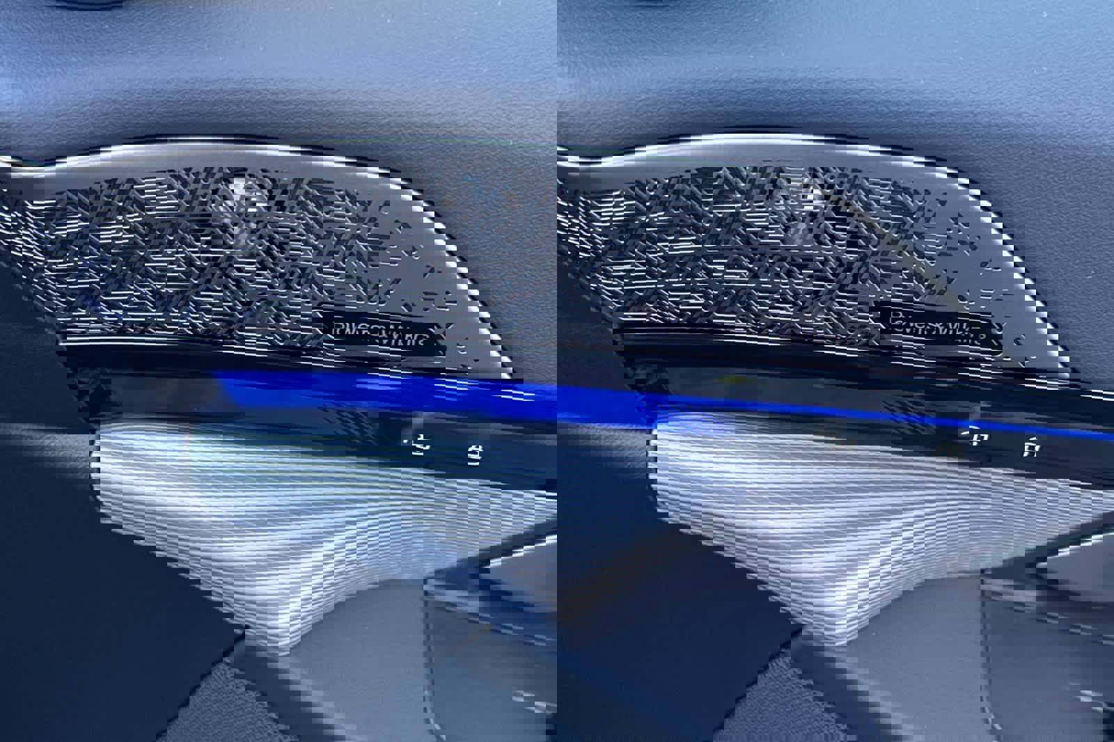 Used 2025 BMW M5 w/ Carbon Package image 19