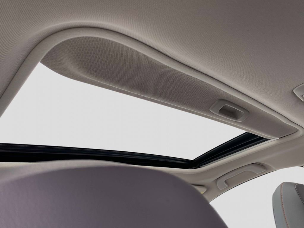 Used 2023 Subaru Crosstrek 2.5i Limited w/ Moonroof Package image 11