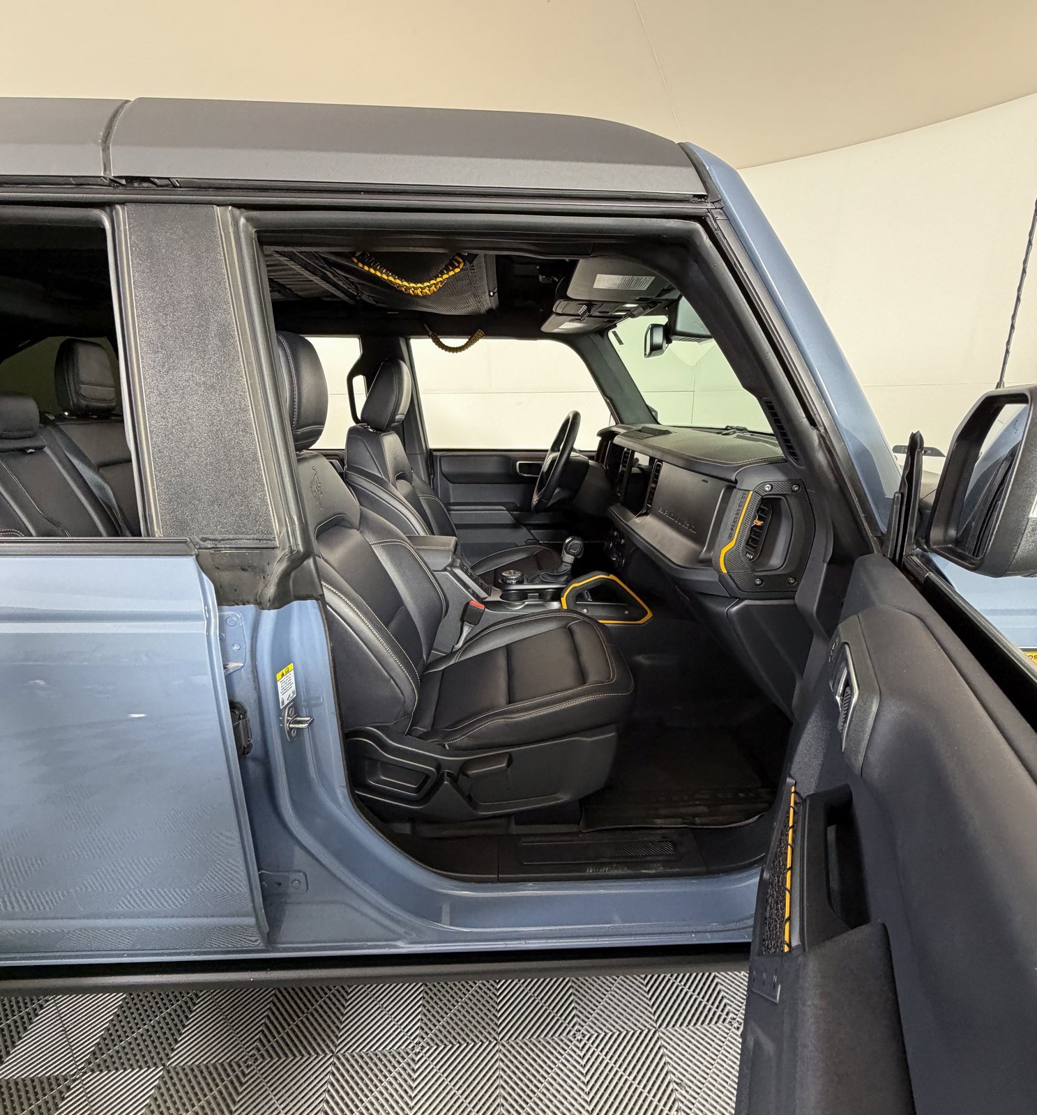 Used 2024 Ford Bronco Badlands image 5