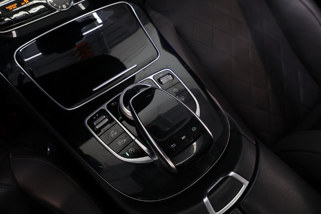 Used 2020 Mercedes-Benz E 350 Sedan image 32