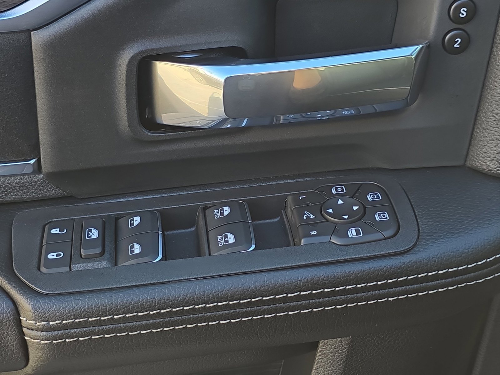 New 2026 RAM 2500 Laramie image 18