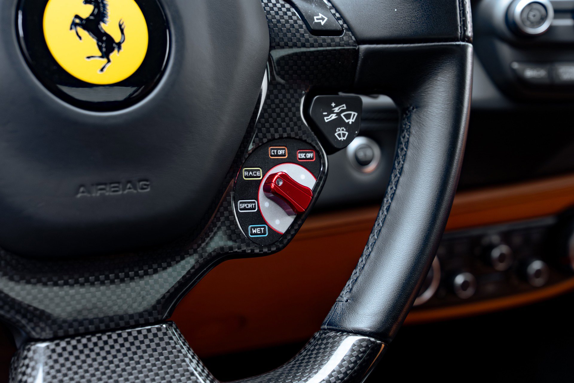 Used 2018 Ferrari 488 GTB RWD image 47