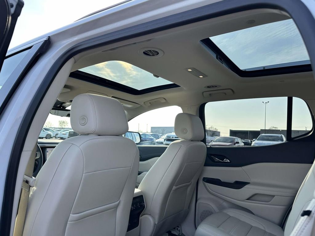 Certified 2023 GMC Acadia Denali w/ Denali Ultimate Package image 18