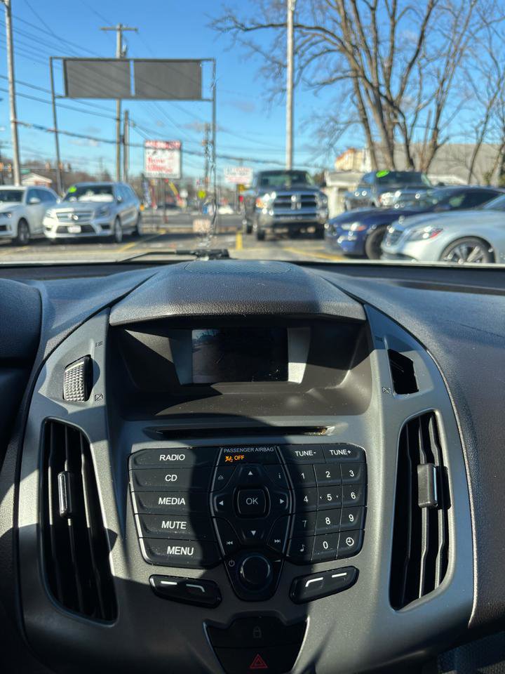 Used 2017 Ford Transit Connect XL image 11