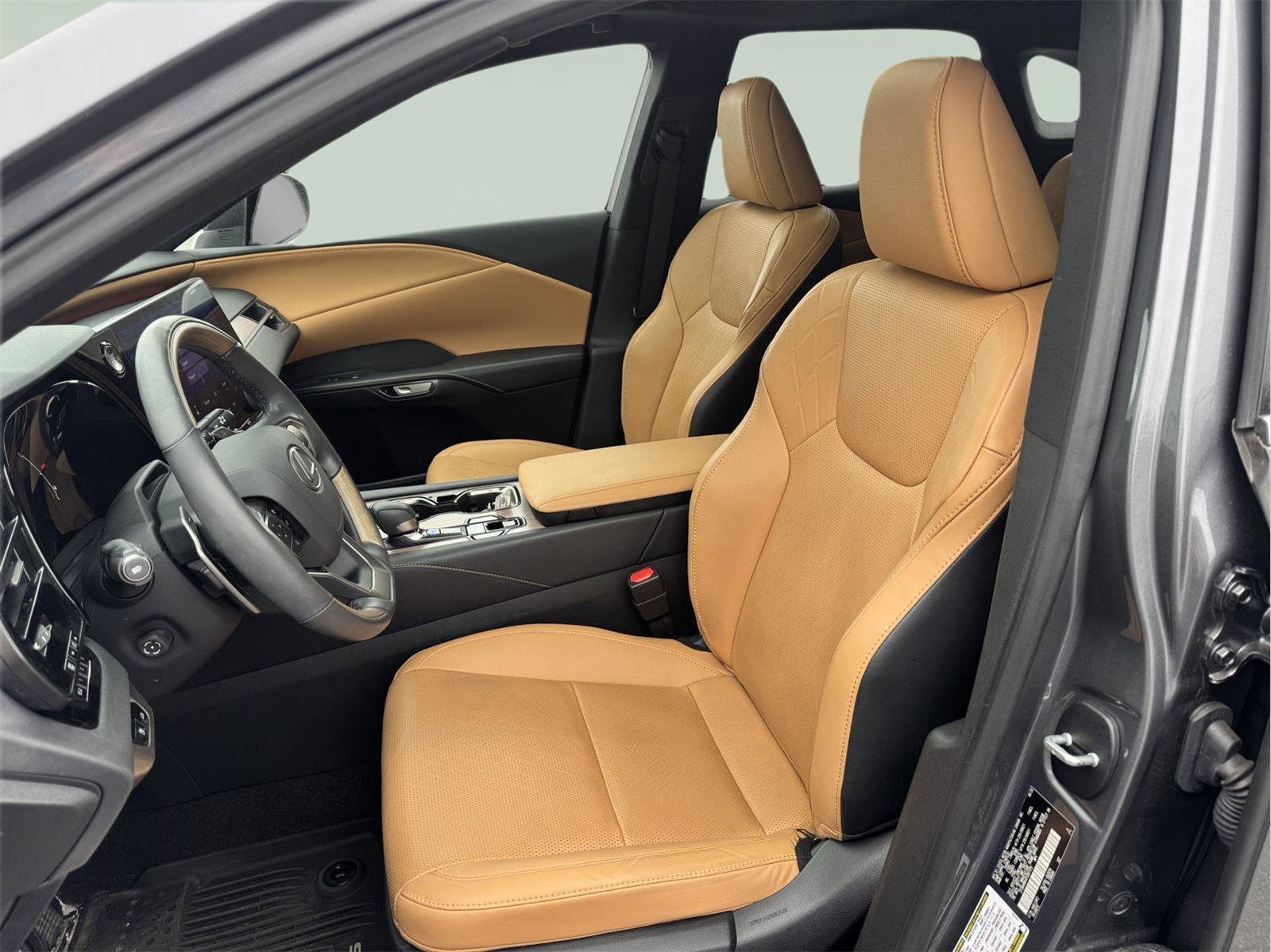 Used 2023 Lexus RX 350 Premium Plus w/ Accessory Package (Z1) image 18