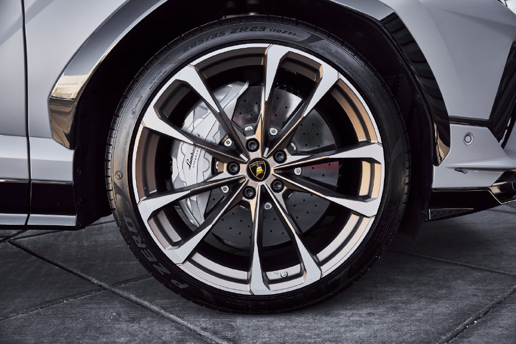 Used 2024 Lamborghini Urus S AWD/4WD image 24