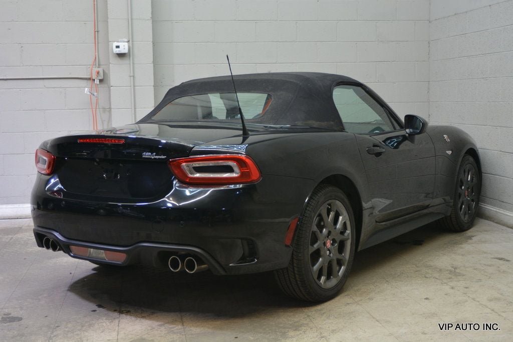 Used 2017 FIAT 124 Spider Abarth RWD image 4