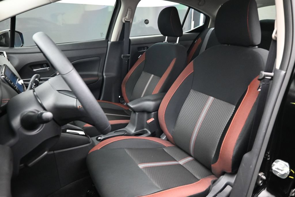 Certified 2025 Nissan Versa SR w/ Trunk Package FWD image 19