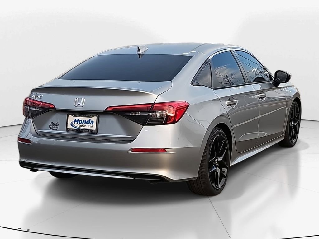 Used 2023 Honda Civic EX image 9