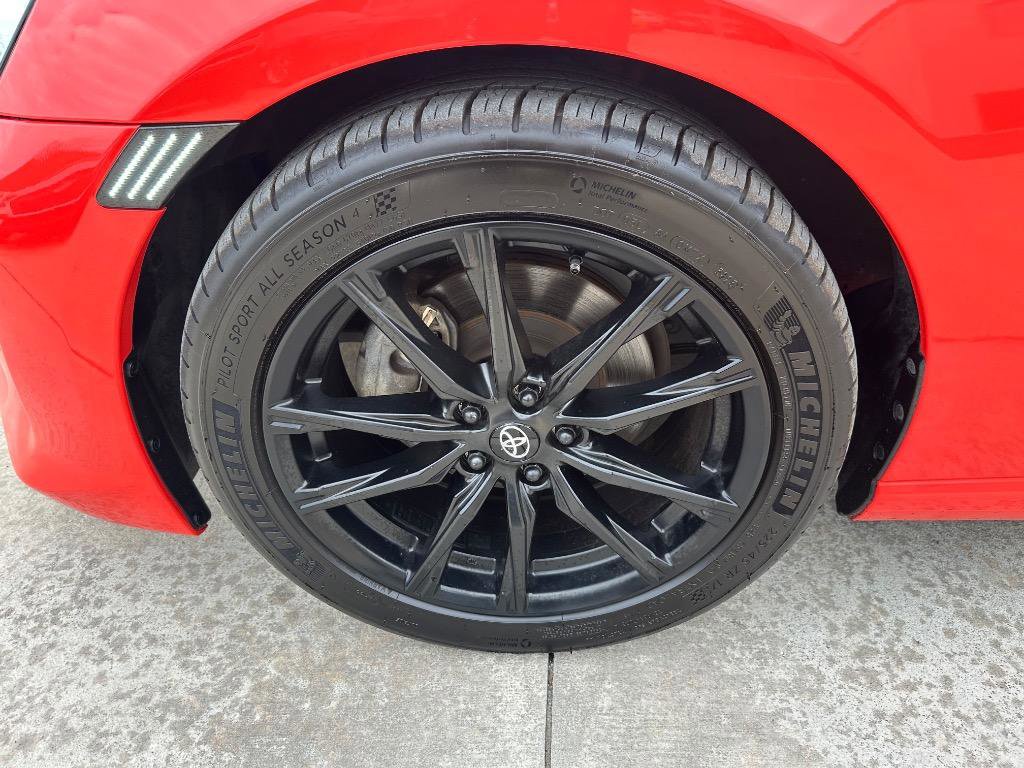 Used 2017 Toyota 86 image 14