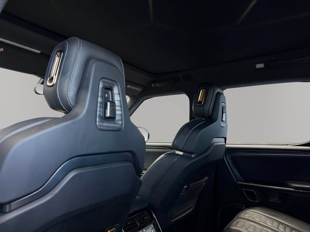 Used 2022 Rivian R1T Adventure AWD/4WD image 28