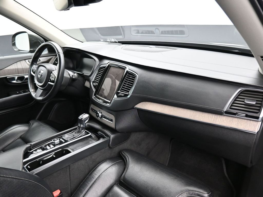 Used 2021 Volvo XC90 T6 Inscription image 61